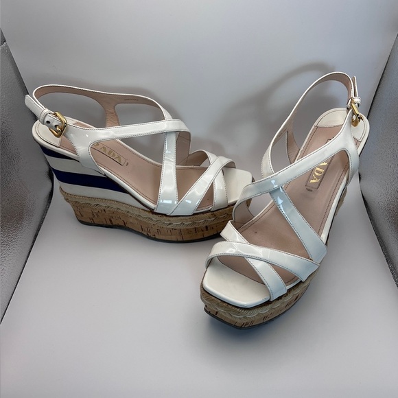 Prada Patent Wedge 38.5 - Picture 4 of 16